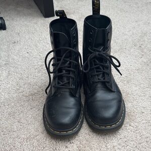 Doc Martens 1460 Smooth Lace-Up Boots